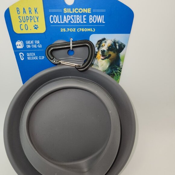NWT Bark Supply Collapsible Dog Bowl 25.7oz Gray W/Belt Clip - Picture 1 of 10